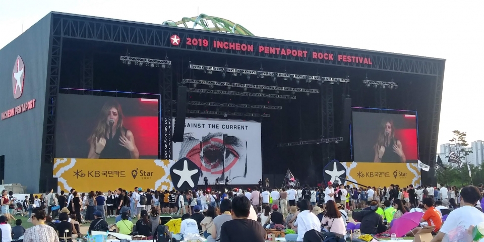 Against The Current (American Pop Rock Band) performing on the Pentaport Stage in the Incheon Pentaport Rock Festival 2019