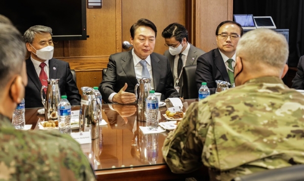 President-elect Yoon Suk Yeol on April 7 holds a meeting with the US Forces Korea (USFK) at Camp Humphreys in Pyeongtaek, Gyeonggi-do Province, with Gen. Paul LaCamera, commander of both the USFK and ROK (Republic of Korea)-U.S.Combined Forces Command and CFC Deputy Commander Kim Seung-kyum.