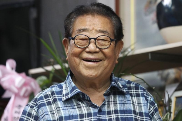 The world's oldest show host and "national emcee" Song Hae died on June 8. This photo of him was taken in 2019 during an interview with Yonhap News.
